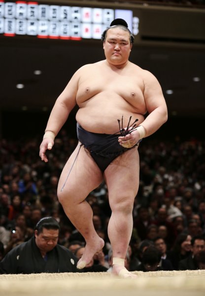 稀勢の里は存在感を見せられるか（時事通信フォト）