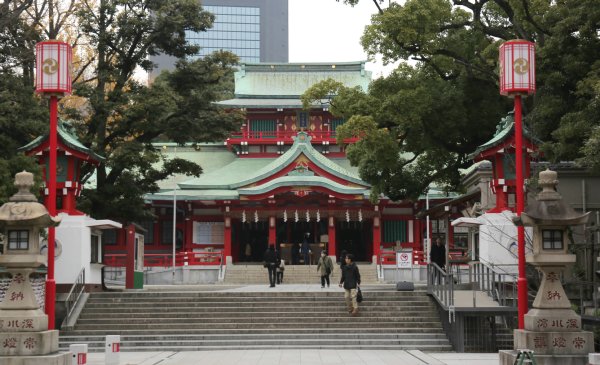 歴史ある神社が凄惨な姉弟喧嘩の場に（時事通信フォト）