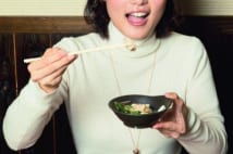 「もつ鍋みそ」（1490円・写真は2人前。注文は2人前から）◆写真／中西ゆき乃