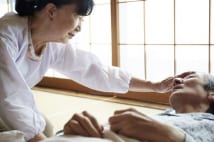 看取りは在宅かホスピスか 在宅ケアでは見えない出費あり