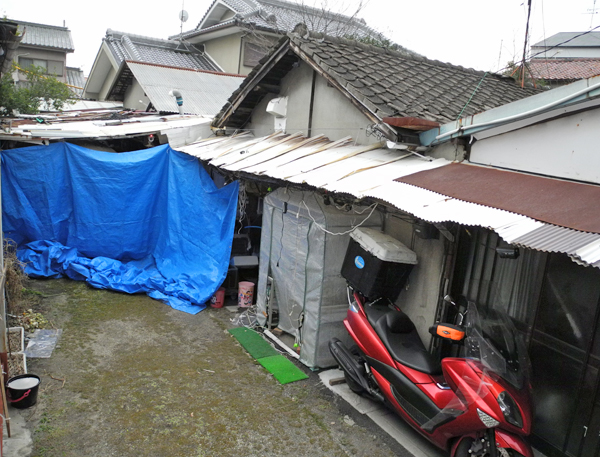 寝屋川市の監禁衰弱死事件は年の瀬の日本列島を震撼させた