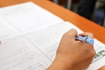 幼児期から大学まで 私立・公立別に教育費シミュレーション