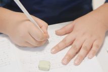 気軽な中学受験に落とし穴 入学後に学費以外がかさみ後悔することも