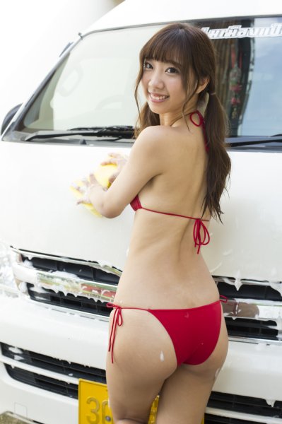 振り返ってニッコリ