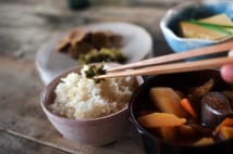 残念な和食で育つ子供たち 米粒は小さくて噛み方わからない