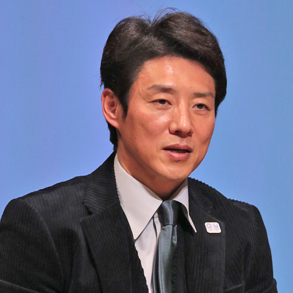 写真 松岡修造娘vs君島十和子娘 宝塚次世代トップスター争い Newsポストセブン Part 2