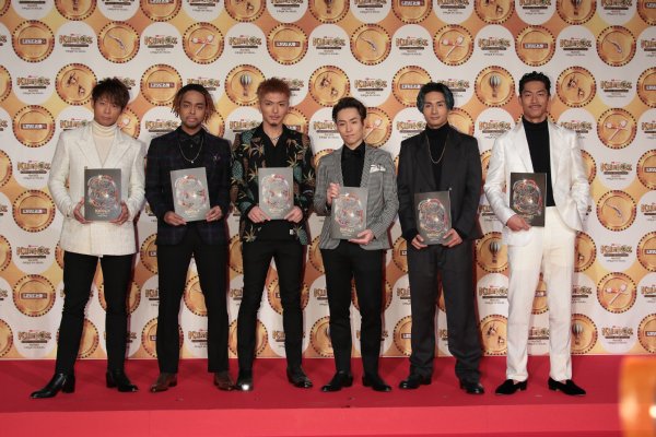 『ダイハツ キュリオス』イベントに登場したEXILE THE SECOND