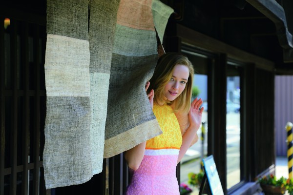 178cmの長身（ギャラリー椋、石川県、2016年）