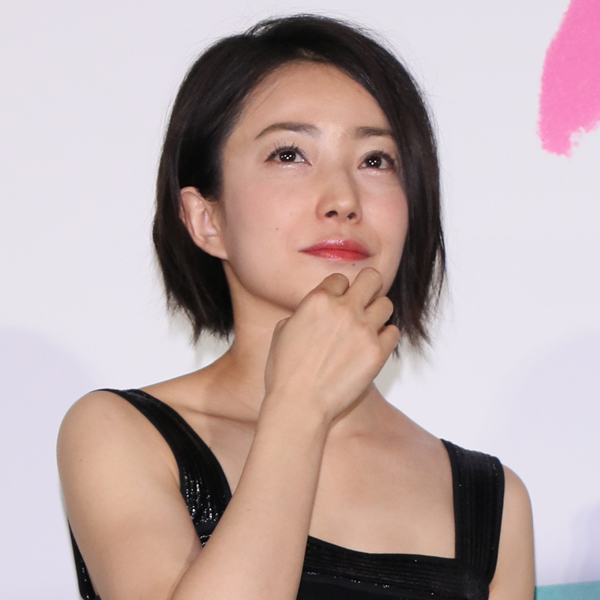 菅野美穂と井川遥の接点は