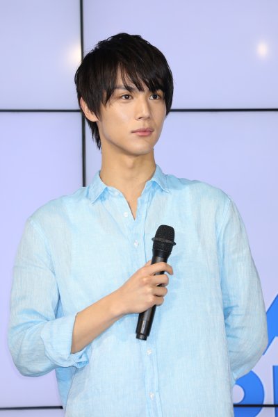 シーブリーズのCMに登場する中川大志
