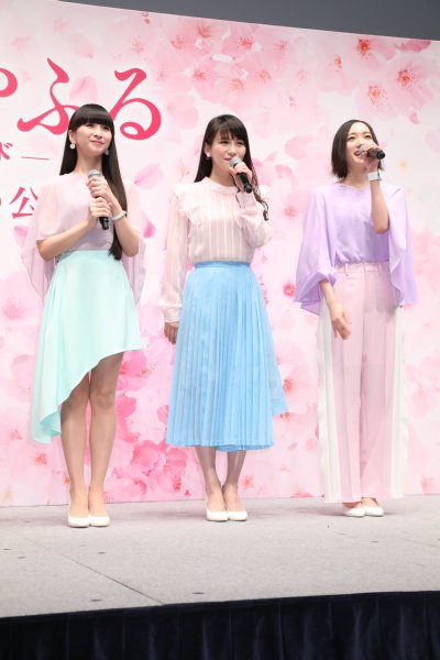 映画『ちはやふる　－結び－』主題歌を歌うPerfume