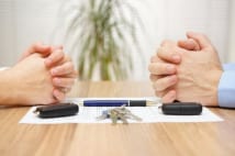 ハードル高い熟年離婚 世間の風より夫のほうが優しい?