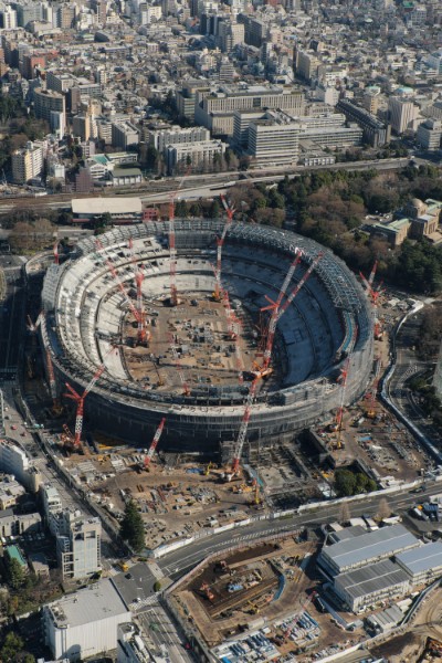 完成まであと20か月の新国立競技場