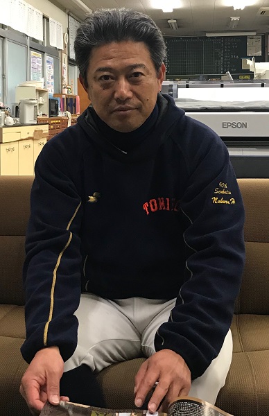 富島高校の濱田登監督（写真：マスターズスポーツマネジメント）
