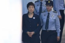 獄中に入る朴槿恵　悲劇のヒロイン演じ早期の特赦狙うか