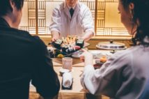 時間やスキルを売買できるサイト ホステスとランチ1時間3000円など