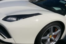 「フェラーリ乗ったことあるか?」3歳の子供が車でマウンティング