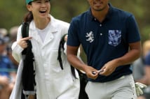 古閑と小平（Getty Images）