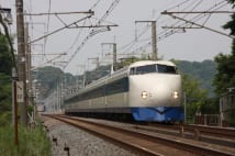 0系新幹線の思い出 「相席食堂車」「冷水機の紙曲げコップ」