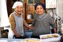 人気食堂の85才双子おばあちゃんの人生 借金2300万円も10年で完済
