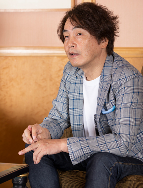 石田衣良氏が「不倫」を語る（撮影／平林直己）