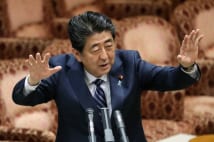 安倍・麻生発言 心理学的に見た2人のパーソナリティを分析