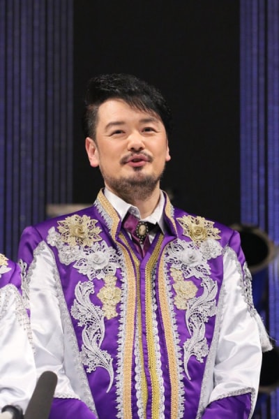 妻・LiLiCoとの関係を語る純烈・小田井涼平