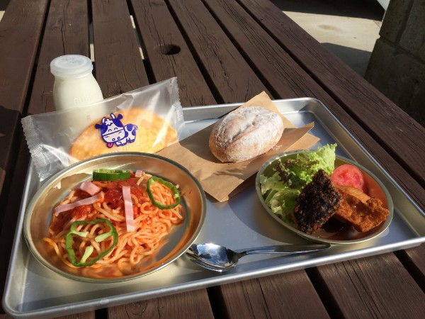 小学校も「道の駅」に