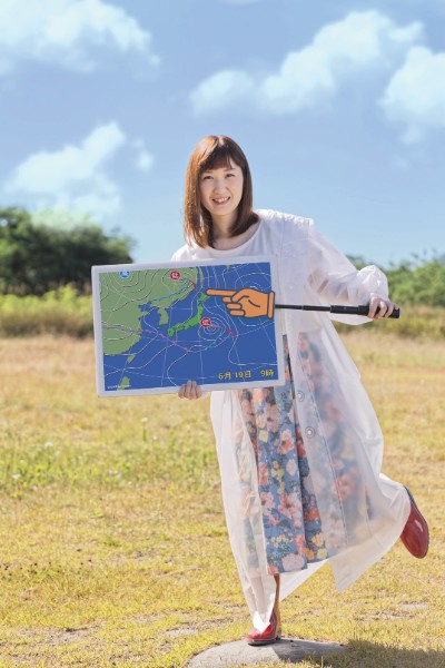 長野でお天気を伝える宮本麻衣さん（撮影／岩本 朗）
