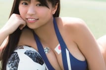 Fカップ美少女・大原優乃が語るサッカー観戦の面白さ