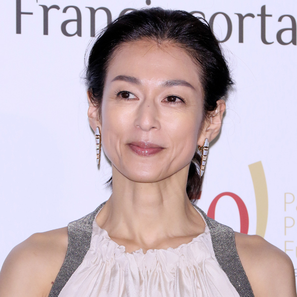 鈴木保奈美 原田知世ら50代女優がいま再び注目を集めるワケ Newsポストセブン