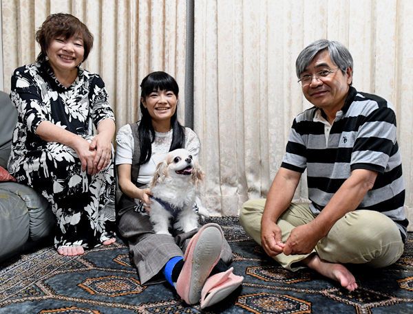 取材当日のあすかさんとご両親