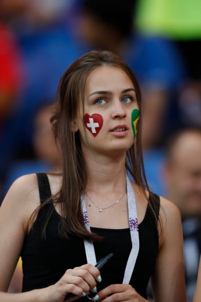 ロシアw杯を彩る 美女サポーター 欧州 アフリカ編 Newsポストセブン