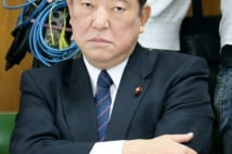 角栄・大平墓参りの石破氏に「渡辺美智雄氏が先では」批判