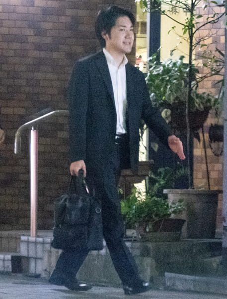 嬉しそうな顔の小室さん