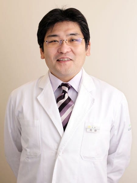 眼科医の岡野敬氏