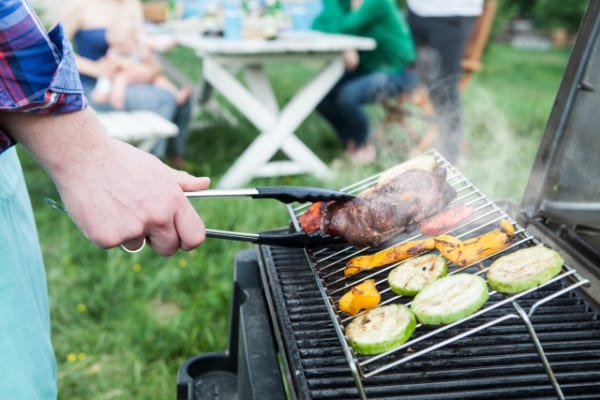 BBQには数々の危険が潜む