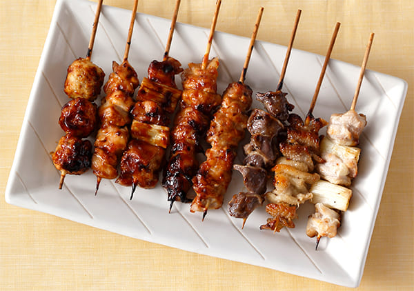 炭火の香りと鶏のうまみを感じる焼き鳥