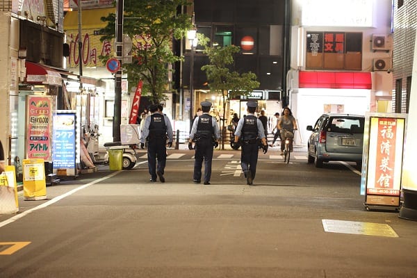 道具屋は「犯罪ネットワークのスクランブル交差点」だという