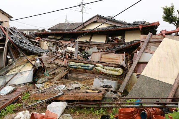 熊本地震では家屋の倒壊も発生した