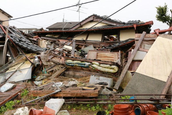 地震 前兆 異臭 2018