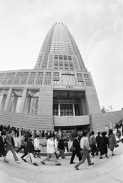平成3年、東京都庁が新宿に移転した（写真／時事通信フォト）