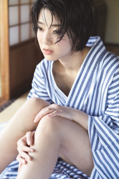 女優の梨木まい