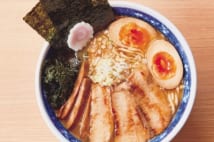 魚介フレンチの一つ星シェフが通う「魚介出汁のラーメン店」