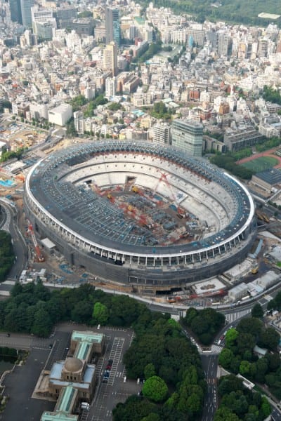 完成まであと15か月の新国立競技場