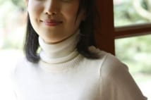 「謎の美女」YURI 伝説の写真集がデジタルで復活