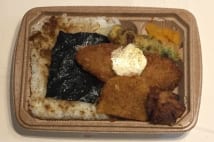 コンビニ弁当の大定番「海苔弁」 実食比較でわかった各社の違い