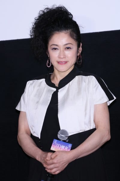 映画『3D彼女 リアルガール』で竹内力と夫婦役を演じた濱田マリ