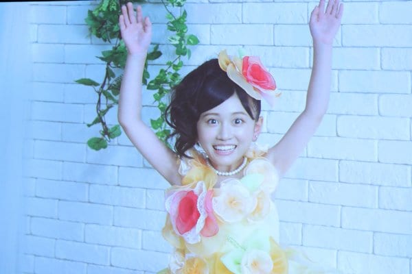 スタジオマリオで子供の役を演じた前田敦子