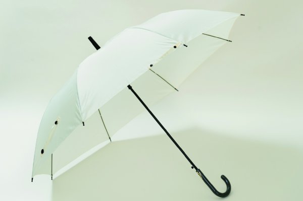 「壊れない傘」がヒット、郵便局で販売され20万本突破｜NEWSポストセブン